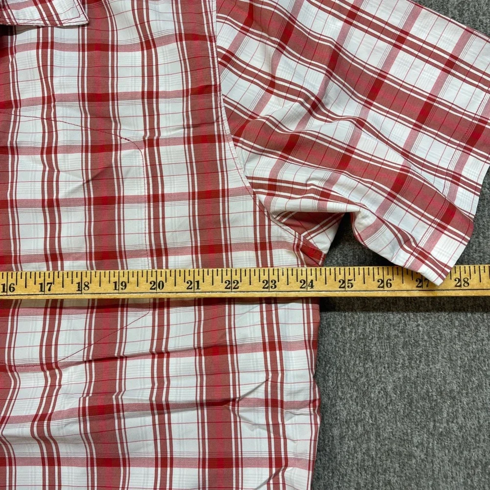 The North Face Mens XL Red White Plaid Short Sleeve Hiking Button Down Shirt